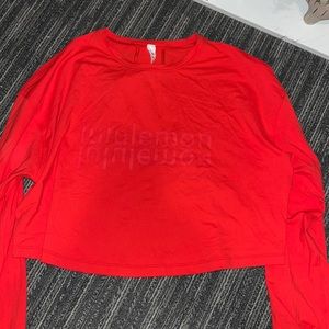 Lululemon size 4 cropped long sleeve